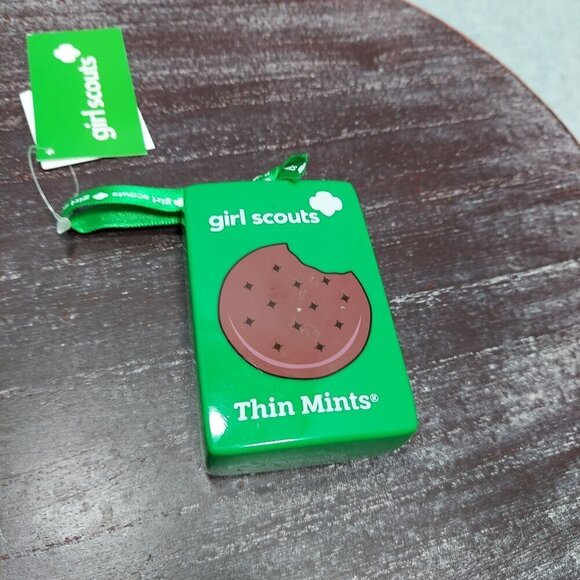 Girl Scouts Thin Mints Cookie Ornament Collectible - Picture 5 of 6